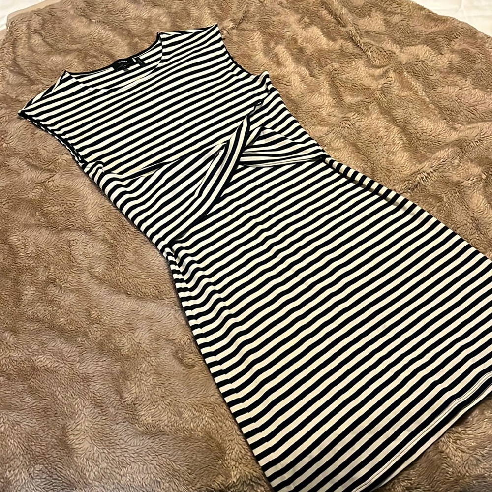 Theory striped dress size M